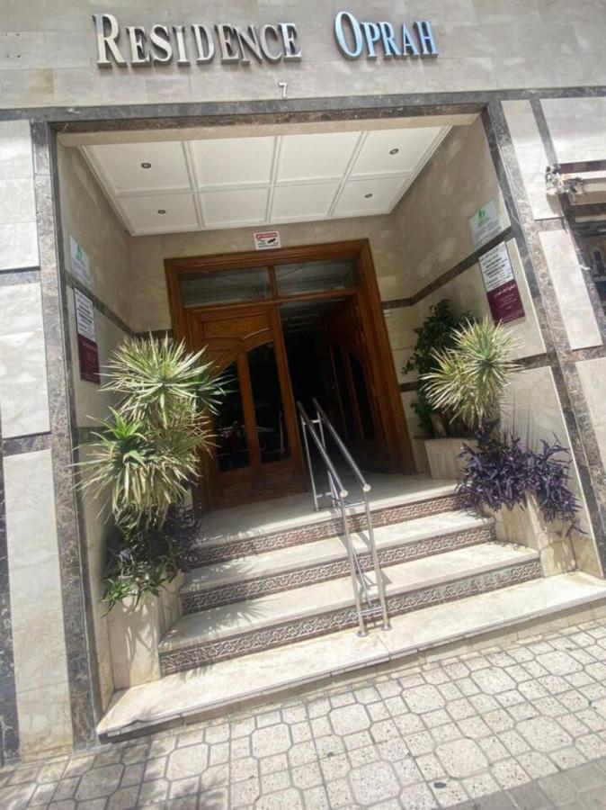 Appartement Elegant Et Climatise Au Centre Avec Terrasse - Proche Plage Et Attractions ! Tanger Exteriér fotografie